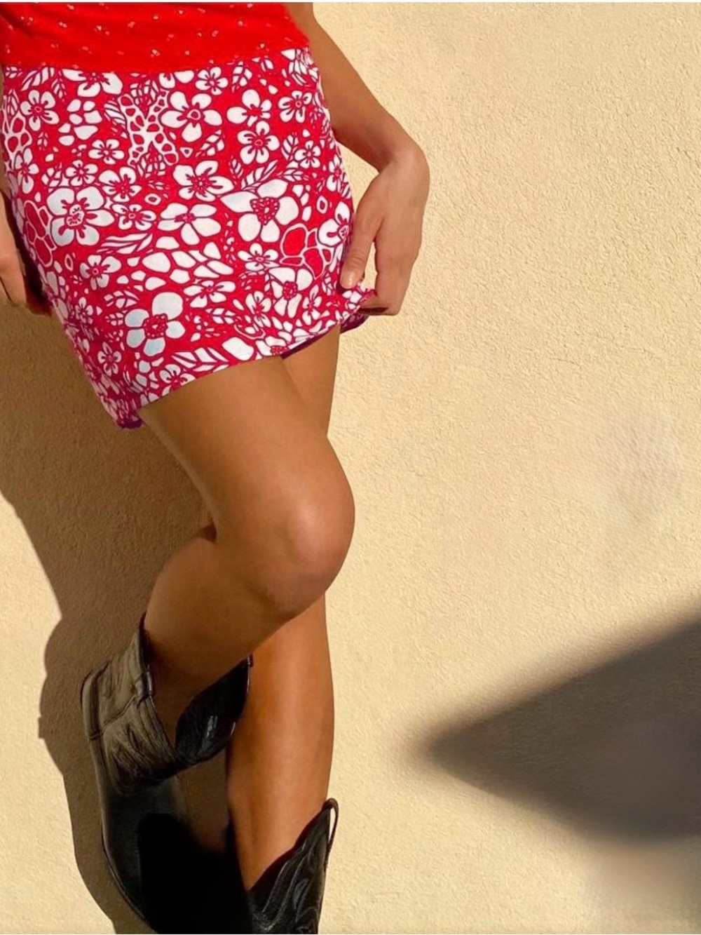 Aritzia Sunday Best Red Floral Skirt